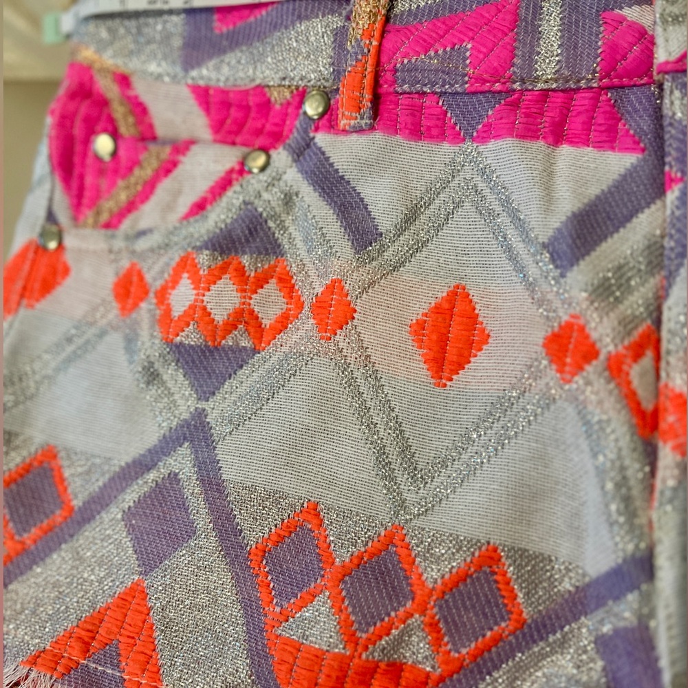 Chaser Colorful Geometric Patterned Shorts - Picture 6 of 13